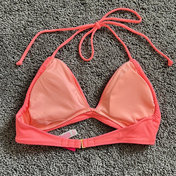 Victoria’s Secret swim top - Picture 2 of 4